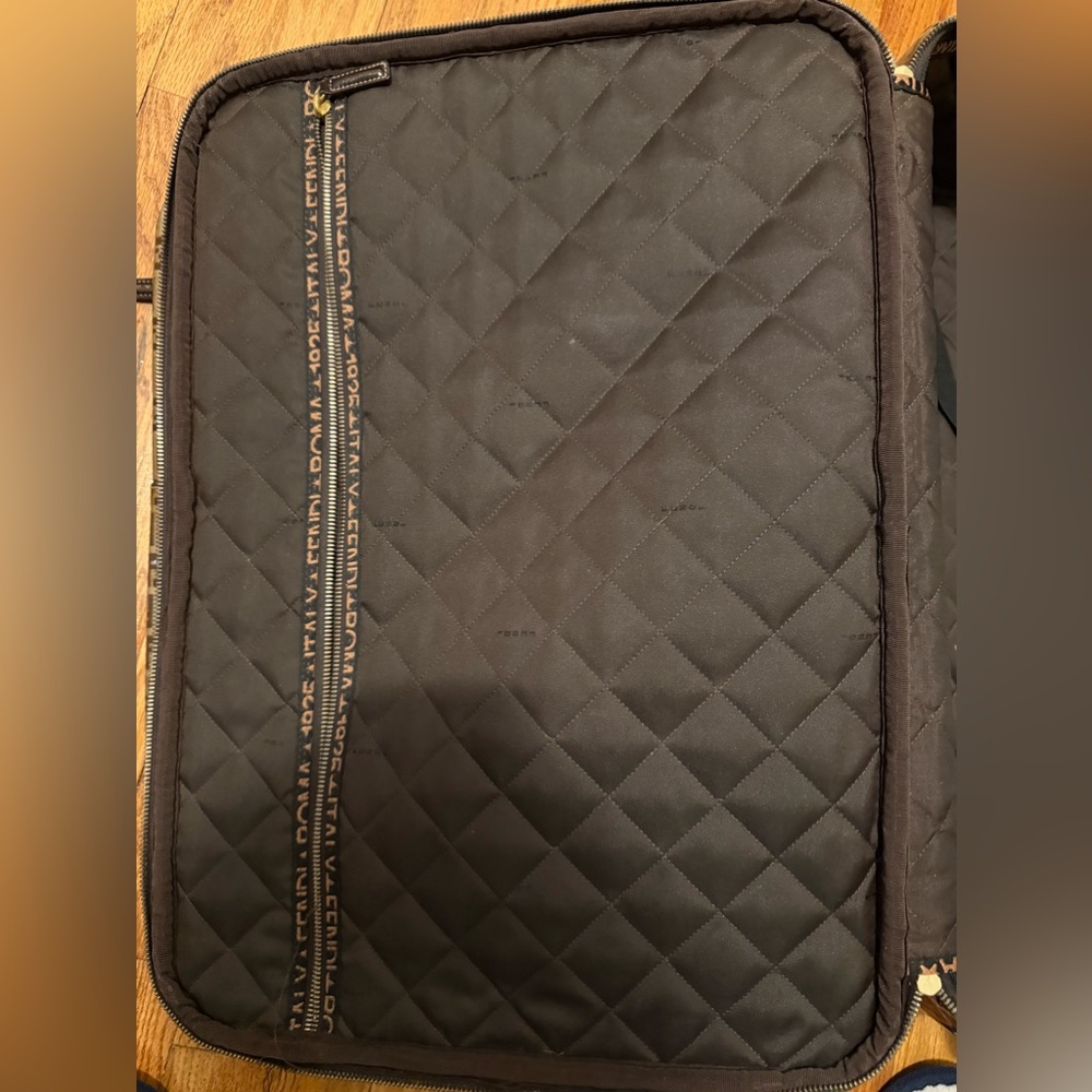 Fendi Brown Luggage Travel Bag with Vintage Design - Picture 3 of 6